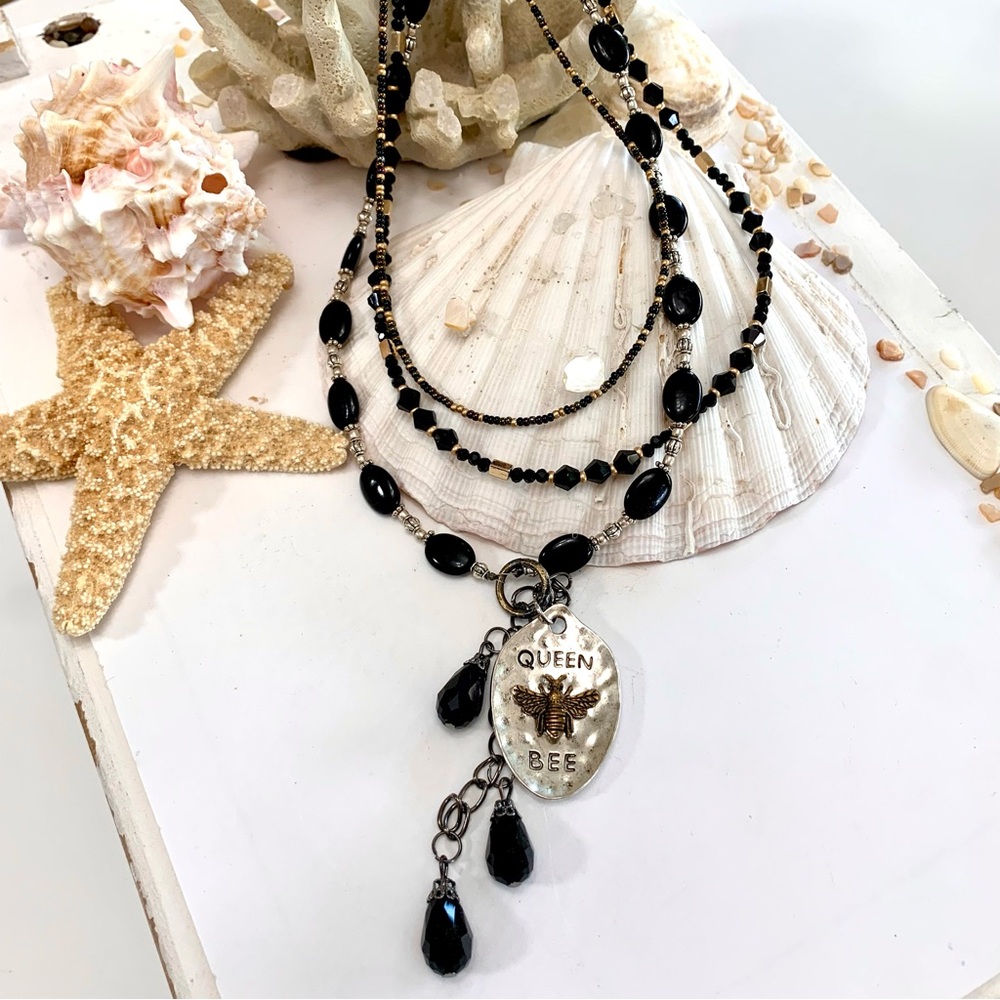 3 Strand Layered Queen Bee Beaded Necklace - Picture 3 of 6